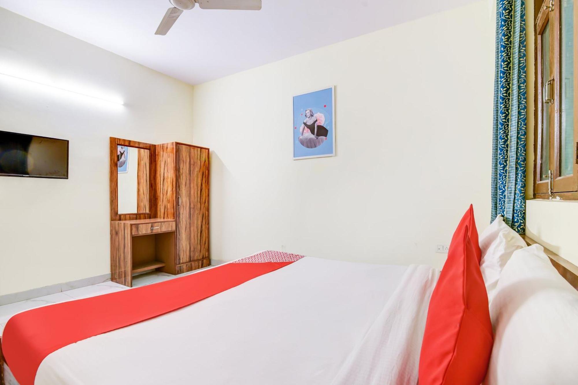 Hotel O 74192 Vishwakarma Palace Delhi Zewnętrze zdjęcie